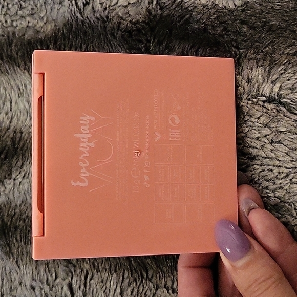 NWTs Ciate London Everyday Vacay Palate - Picture 5 of 5